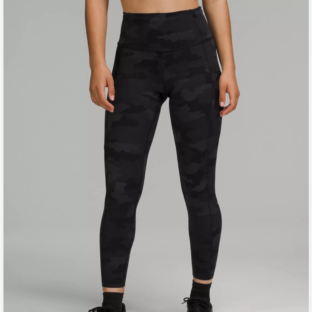 Lululemon Fast and Free High-Rise Tight 25" in Heritage 365 Camo Deep Coal Multi